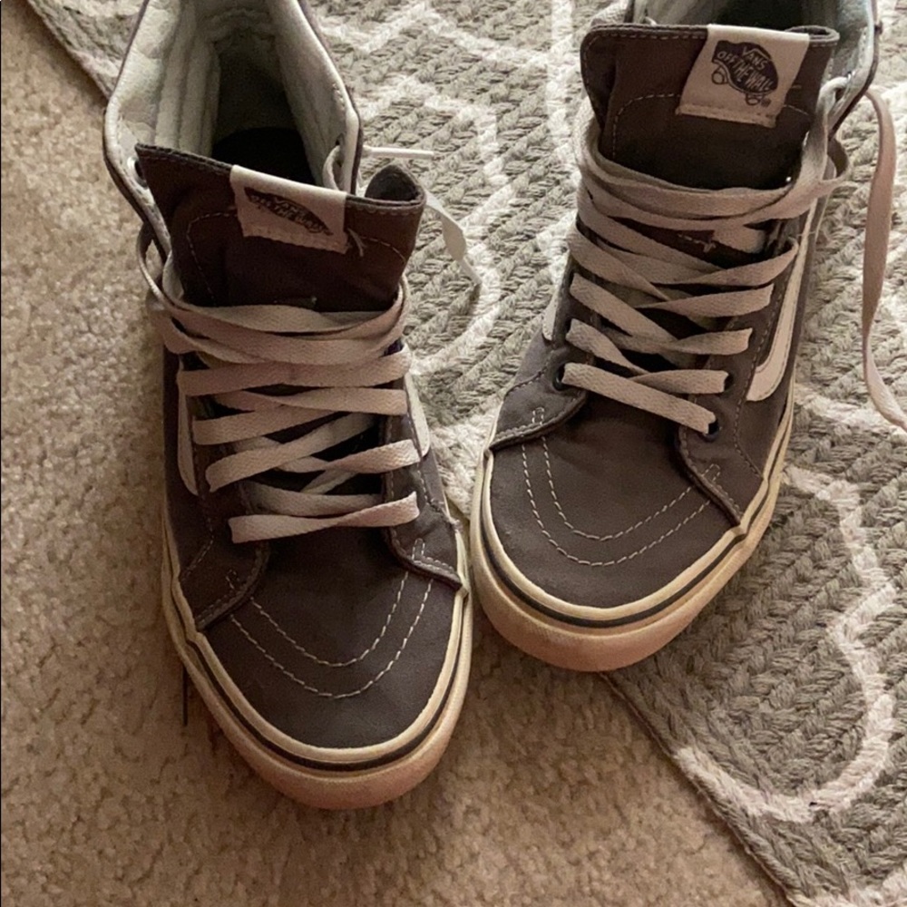 grey vans